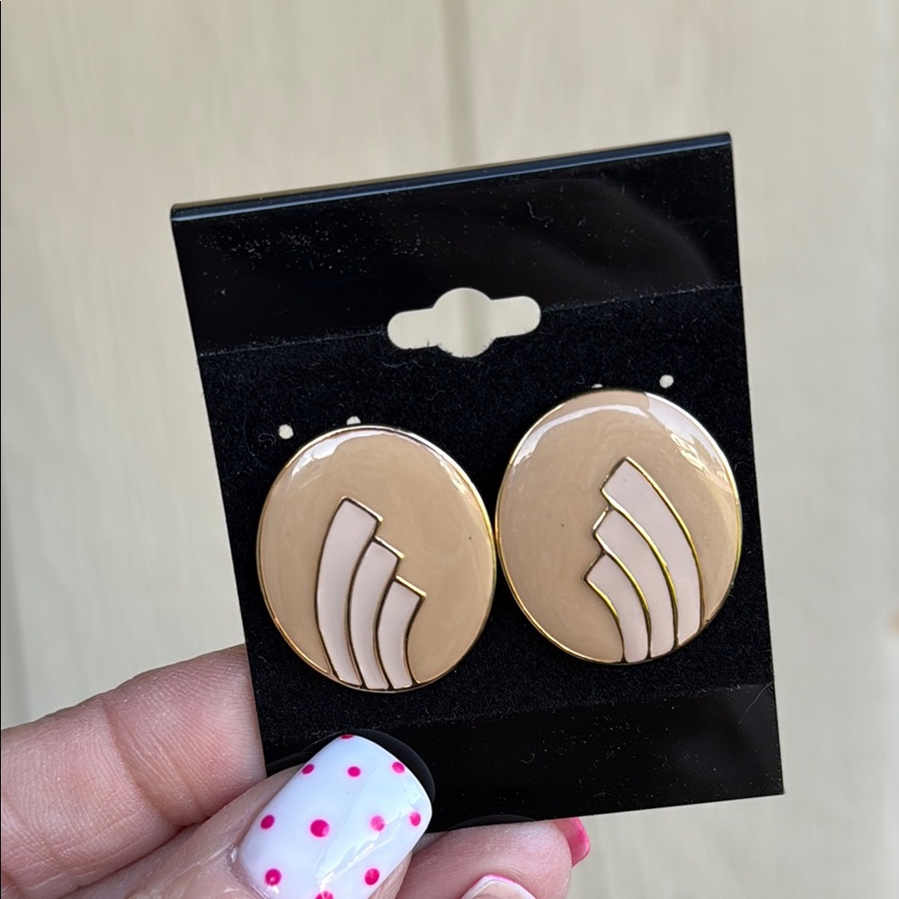 Vintage lot of 3 earrings w/ posts - Picture 7 of 8